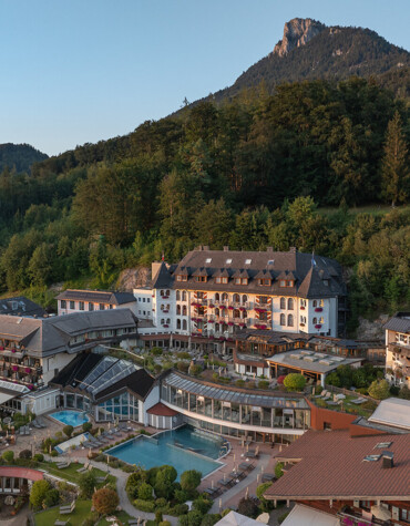 Aerial view of Waldhof Fuschlsee Resort. 